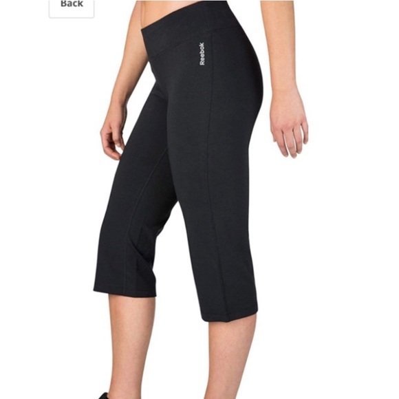Reebok Pants - REEBOK black Capri length yoga workout leggings